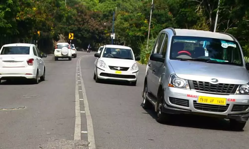 Hyderabad: Coronavirus scare takes toll on cabbies earnings