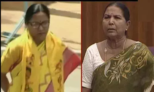 TDP MLC Shamantakamani and former MLA Yamini Bala to join YSRCP today