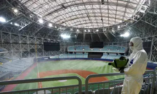 Coronavirus outbreak: Global death toll tops 8,000, number of cases exceed 200,000