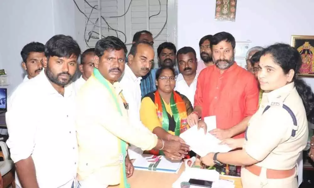 Tirupati: Opposition parties seek fresh election process for local bodies