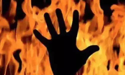 Man sets wife, brother afire in Shadnagar