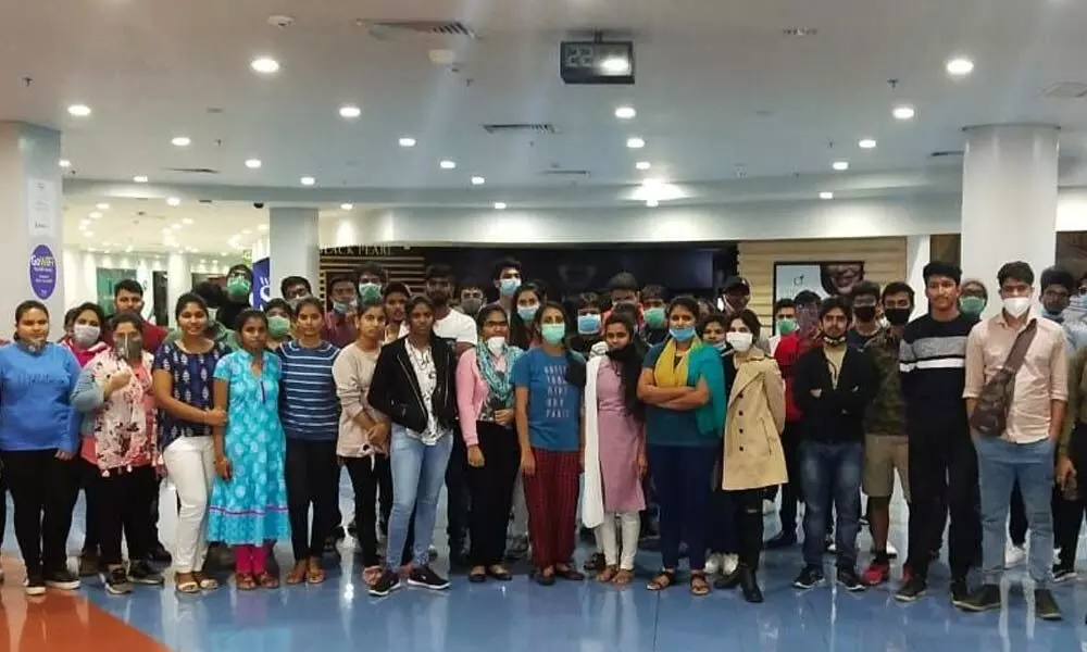 New Delhi: YSRCP V Vijaysai Reddy seeks help to students stuck in Manila airport