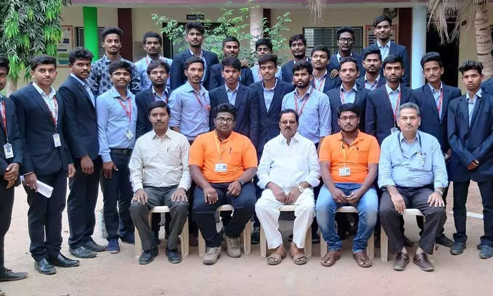 Anantapur: ALITS students secure jobs in Spandana Spoorthy Finance Company