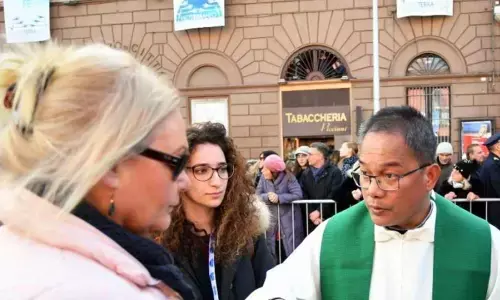 Italys coronavirus kills priests who bless the dying