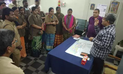 Guntur: APSRTC conducts awareness camp on coronavirus