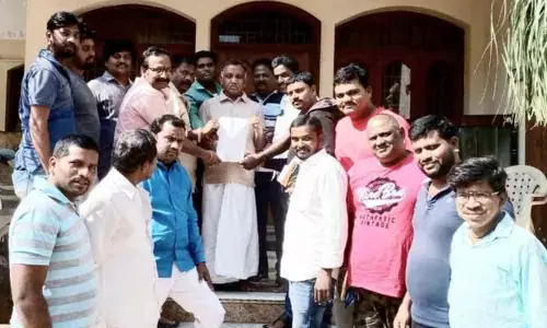 Hyderabad: Kondapur Residents raise issues of sanitation & drainage