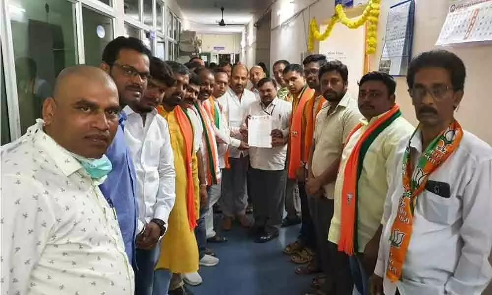 Hyderabad: Malkajgiri BJP leaders condemned the Telangana assembly resolution opposing  CAA, NPR anti-democratic