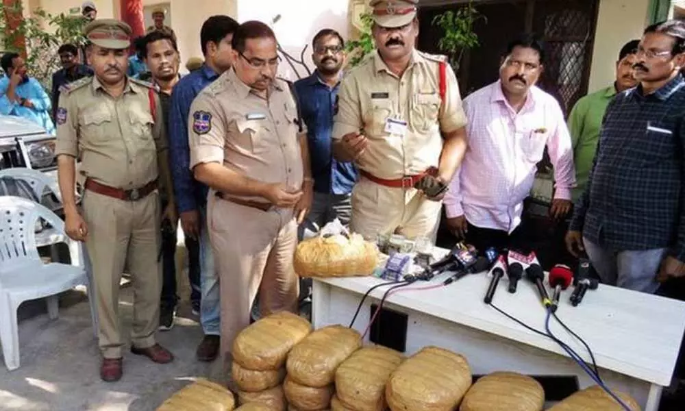 7 held for smuggling Rs 24 lakh worth ganja in Adilabad