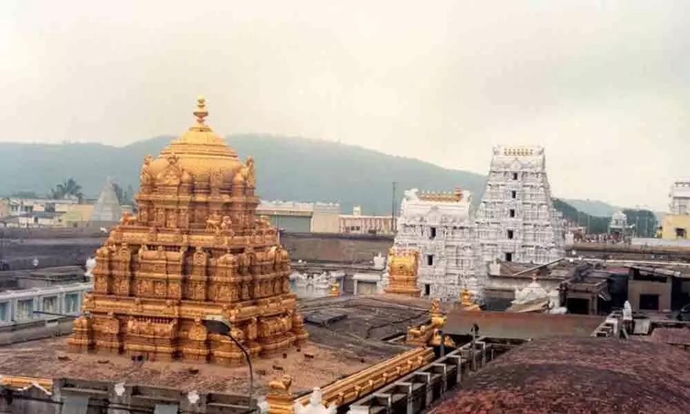 Covid-19 fears: People emptying shelves in Tirupati