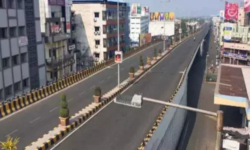 Beach roads in Visakhapatnam remains empty as people stays indoors amid Janata Curfew