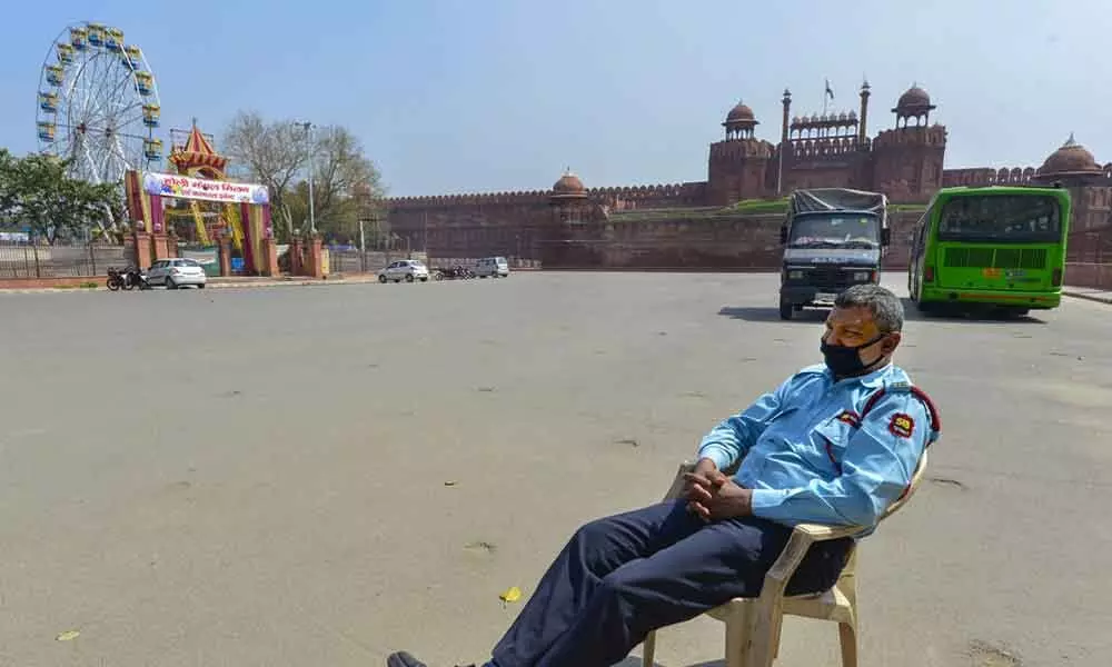 New Delhi: Minister Arvind Kejriwal shuts Delhi till March 31