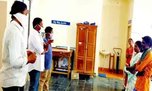 Mumbai Migrant workers from AP undergo COVID-19 tests in Anantapur, tests negative