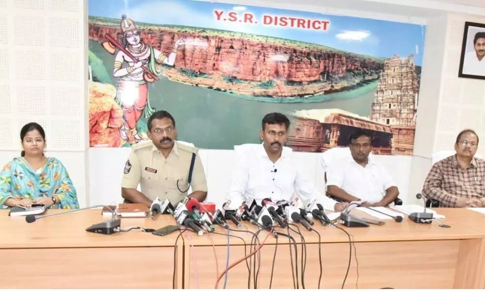 Kadapa: People asked to confine themselves to homes till month-end