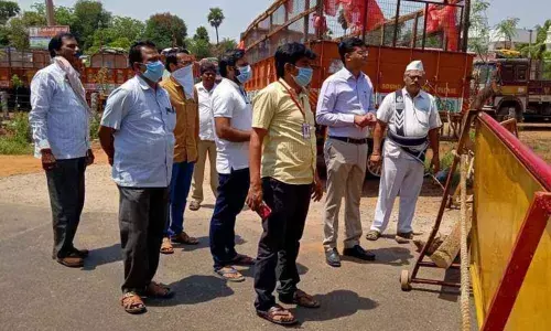 Vijayawada: Nuzvid Sub Collector Swapnil Dinakar Visits Tiruvuru
