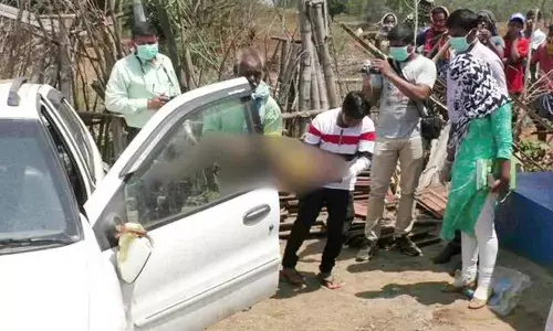 Minor girl found raped, murdered in abandoned car in Odisha
