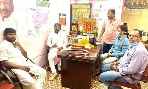 Secunderabad: Deputy Speaker Padma Rao Goud reviews rice distribution