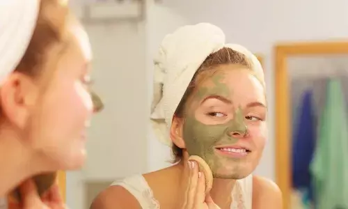 Natural clay face mask