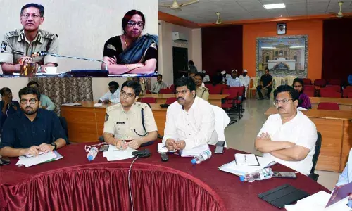 Eluru: Rythu Bazaars in 2 stadia, Collector informs Chief Secretary Nilam Sawhney