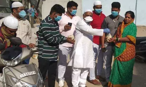 Hyderabad: BJP goes to rescue of migrant workers in Serilingampally