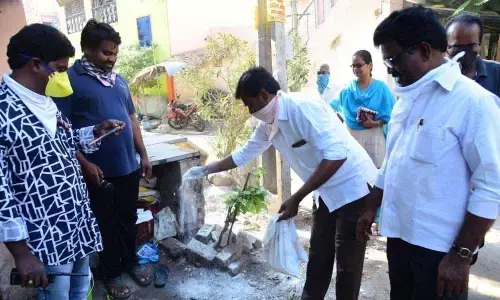 Tirupati: Laudable gesture CPM activists take up sanitation works