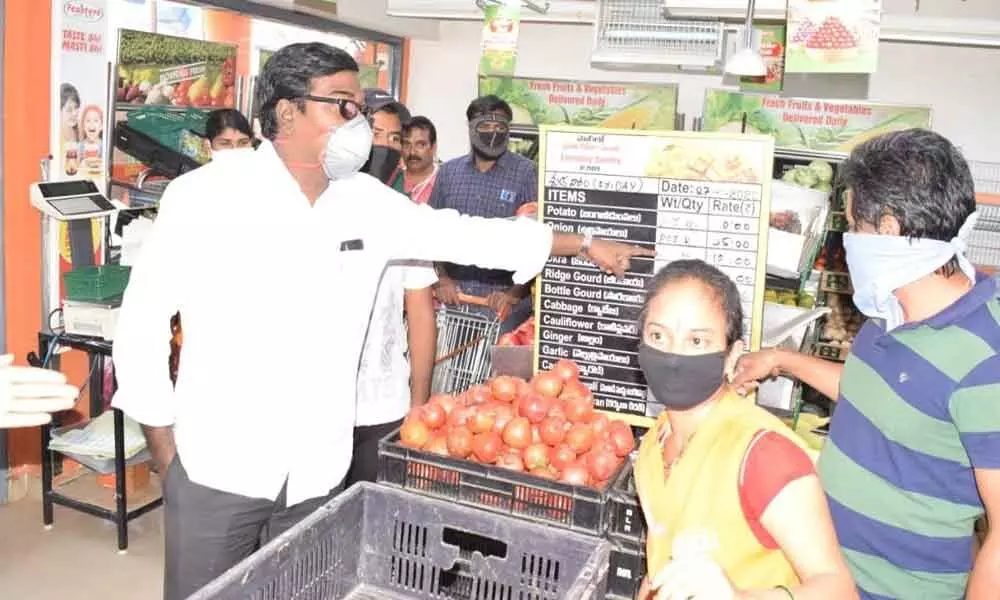 Khammam: Minister Puvvada Ajay Kumar checks supermarkets