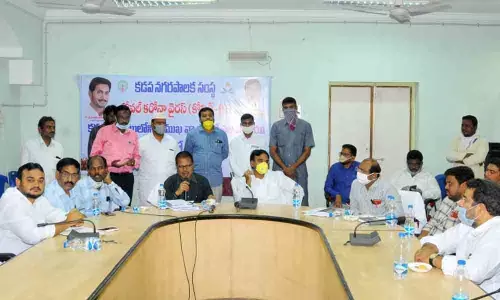 Kadapa : Deputy Chief Minister Amzath Basha urged philonthrapists to help the poor