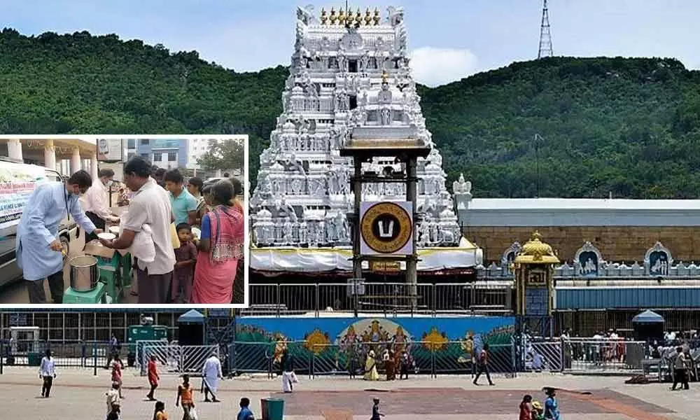 TTD distributes food packets to homeless, migrant labourers in Tirupati