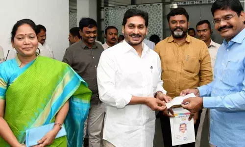 Guntur: Bhashyam schools donate 25 lakh to fight coronavirus