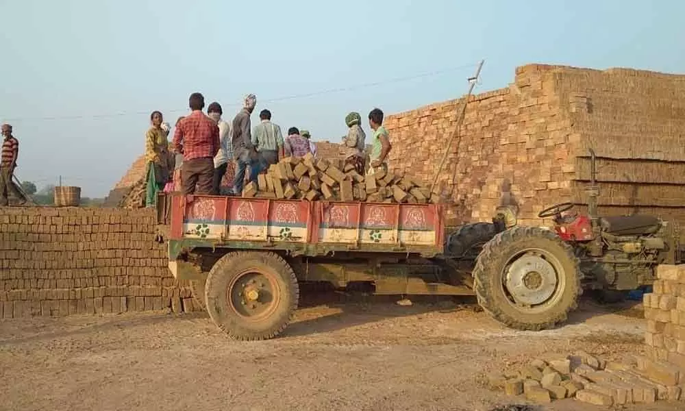 Ongole: No lockdown for brick kiln workers