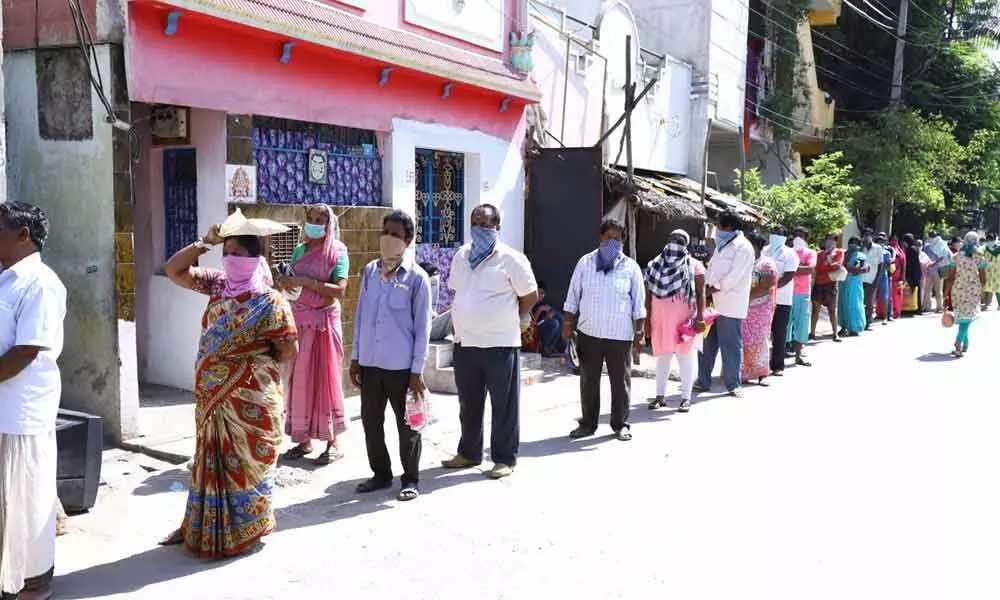 Tirupati:  Free distribution of rice, red gram begins at Fair Price shops