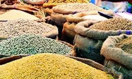 Guntur: Despite warnings, prices of essentials skyrocket