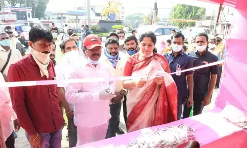 15 food centres set up for poor at Warangal