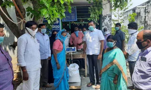 Telangana: MLA Beeram Harshavardhan Reddy distributes rice to poor in Kollapur mandal
