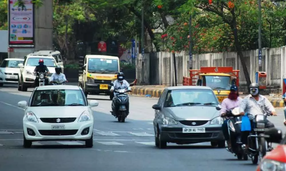 Coronavirus: Free-flow of traffic in Hyderabad despite lockdown