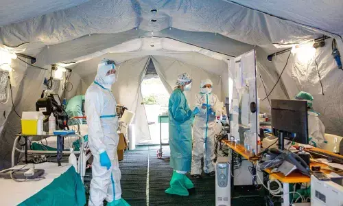 Donald Trump says not to issue national stay-at-home order