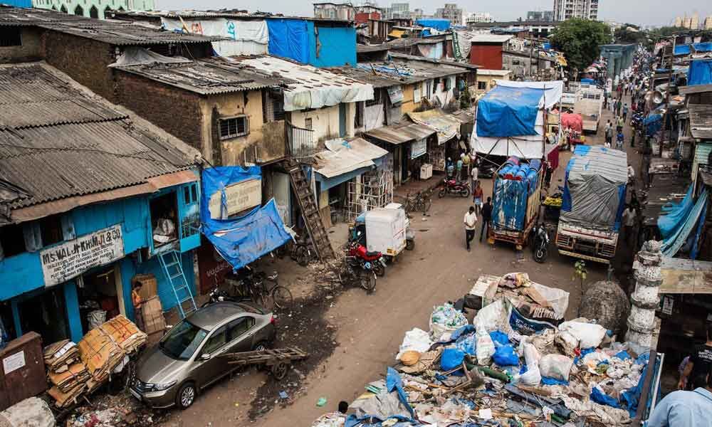 Coronavirus Outbreak: Dharavi Death And Social Distancing, A Huge Task ...