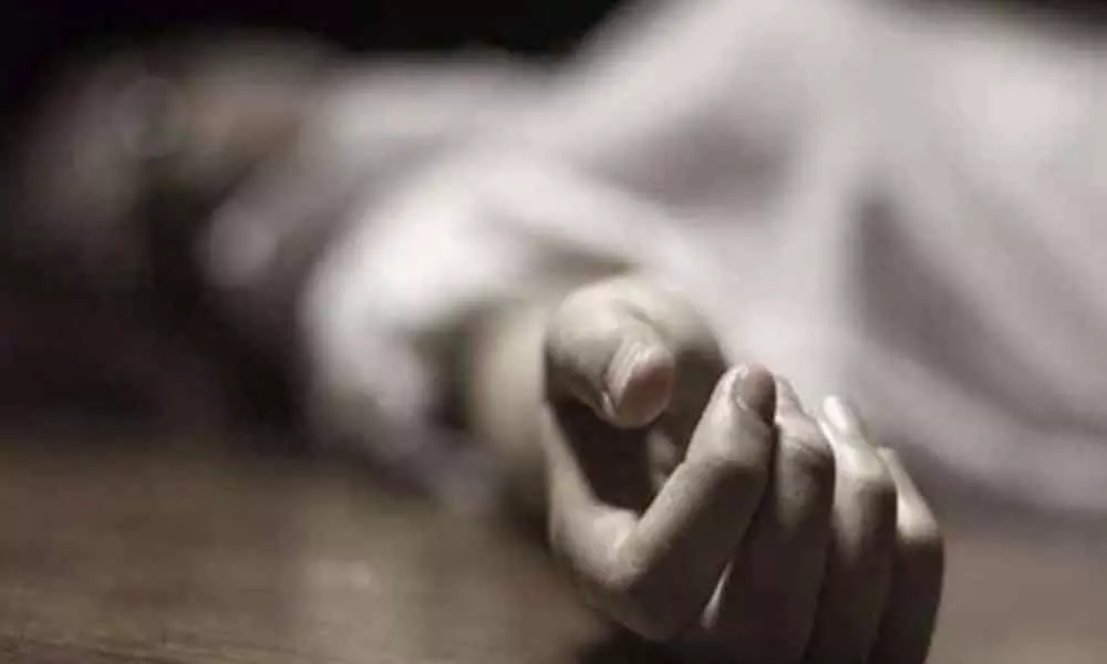 Woman found dead under suspicious condition in Chittoor district, in-laws family on run