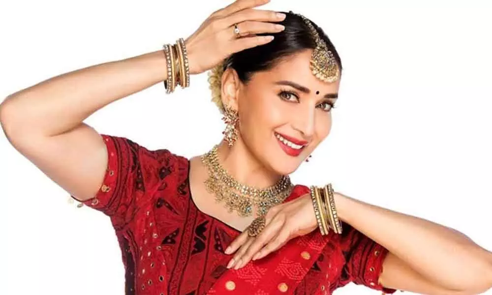 Dance With Madhuri Dixit To Stay Fit During Lockdown