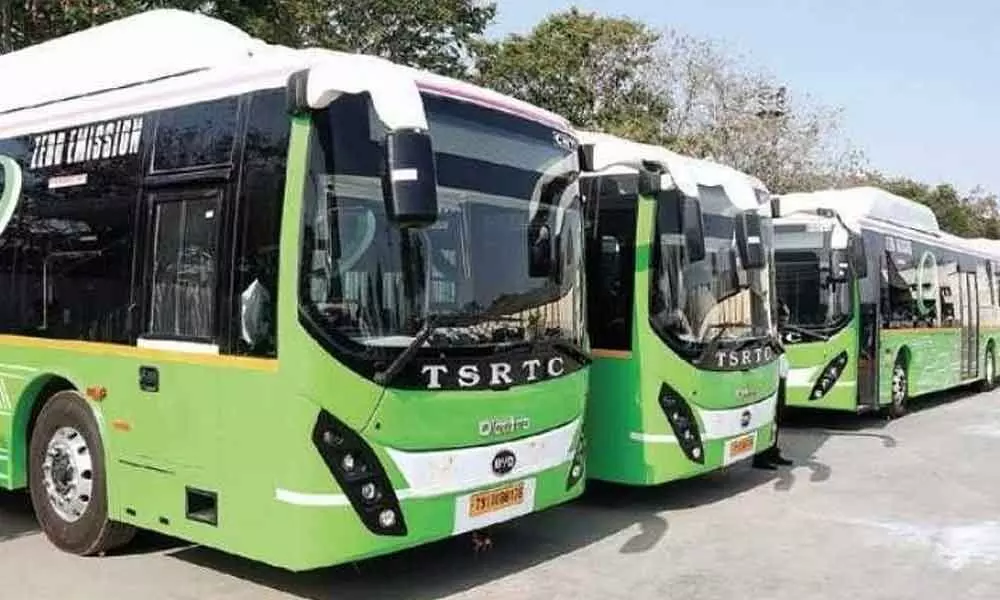 Hyderabad: TSRTC keen to ferry migrants to native places if cops permit