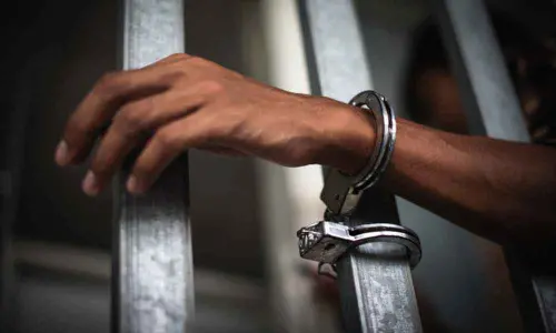 Adilabad: Man arrested for attacking Asha worker on duty