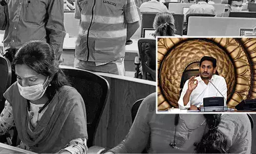 AP govt to pay full salaries to employees in essential services