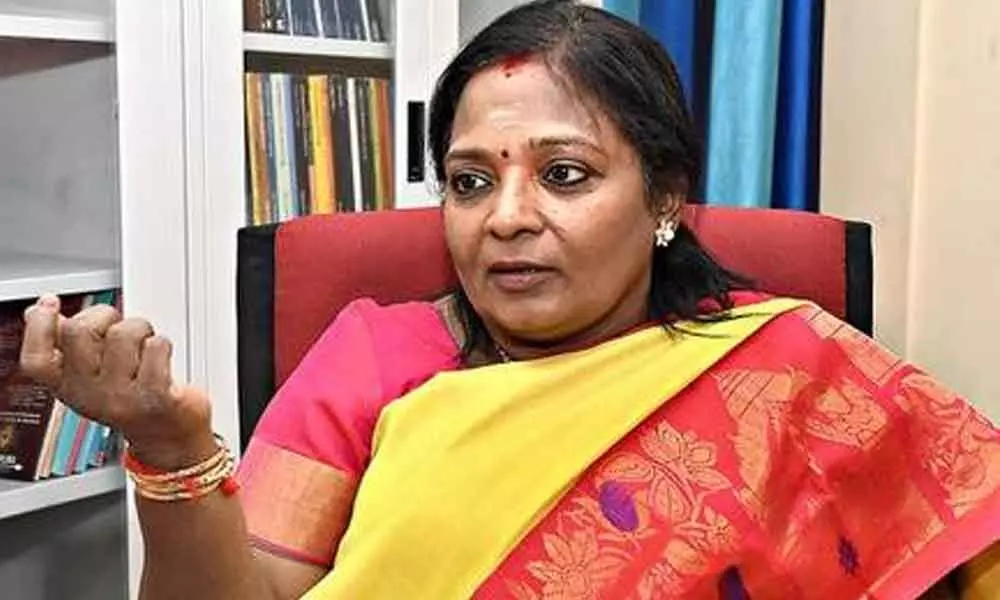 Telangana  Governor Dr Tamilisai Soundararajan asks people to turn off lights today