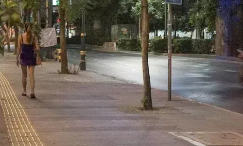 Virus leaves 3 lakh sex workers jobless in Thailand