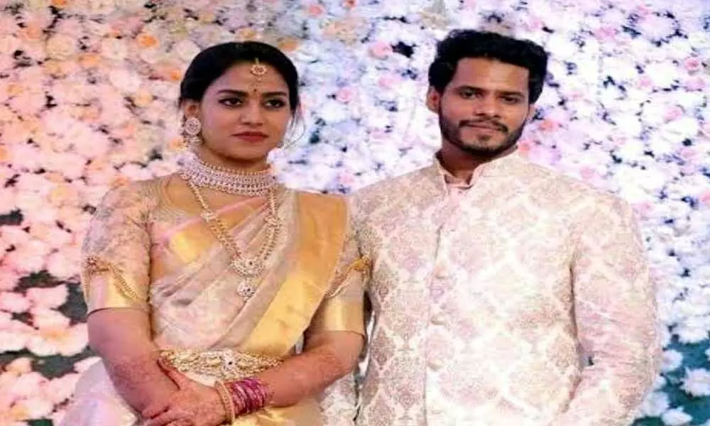 Nikhil Kumaraswamy-Revathi Wedding Amid Corona Lockdown