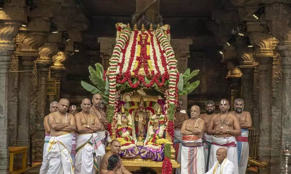 Tirumala: Lord gives darshan on Sarvabhoopala Vahanam