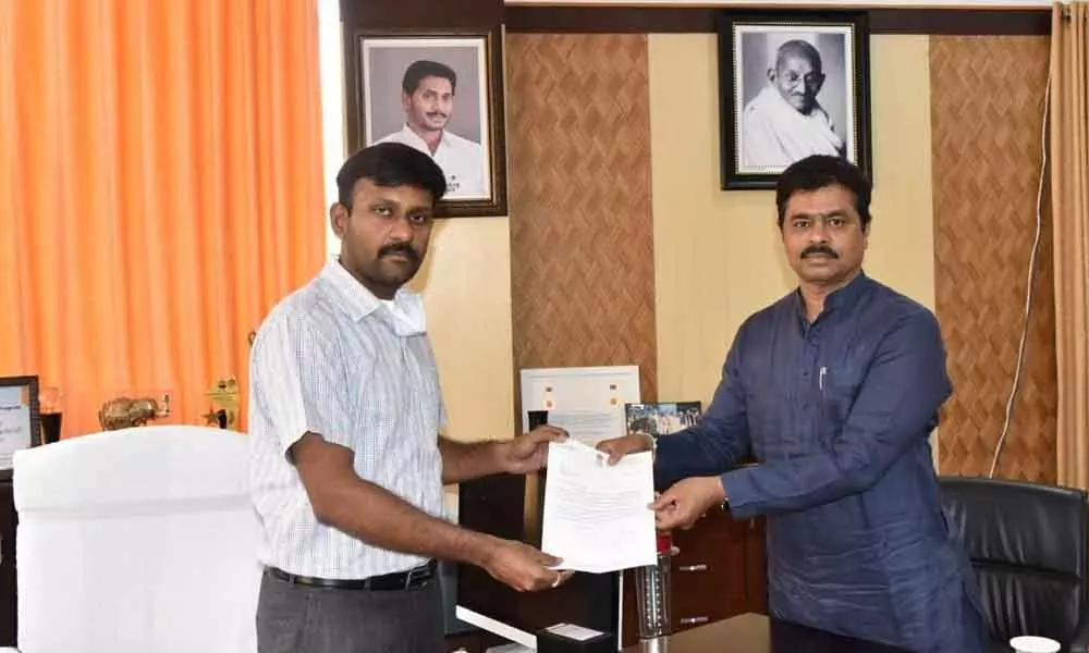 Kadapa: BJP MP Ramesh gives 50 lakh to Relief Fund