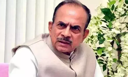 Home Minister appeals for strict social isolation