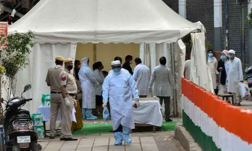 16 Markaz men booked for hiding travel history