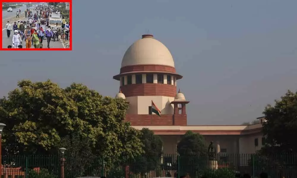 Supreme Court Not To Issue Orders To Govt On Migrant Workers For Now