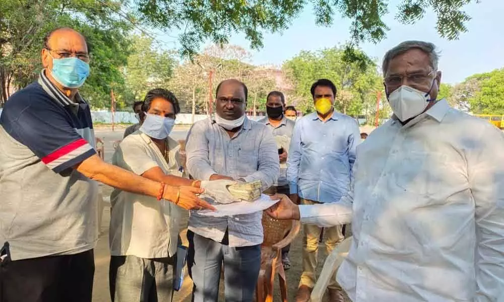 MLA Dasari Manohar Reddy forms Peddapalli Helping Hand to help poor, needy